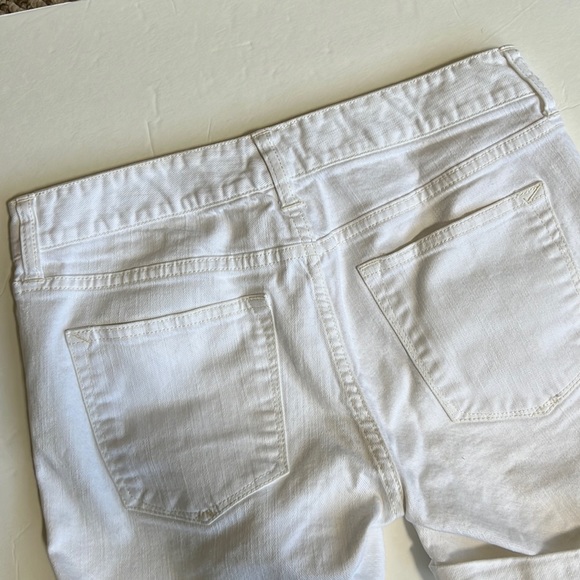 Gap stretch denim cuffed shorts Size 26R - Picture 3 of 4